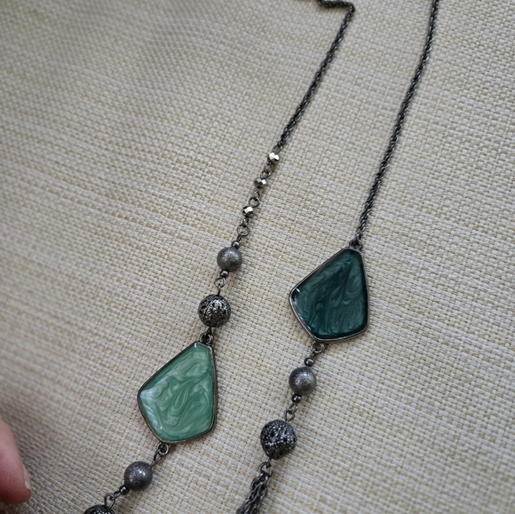 Necklace Green Stone in Silver tone Setting Chain Beads Long 38" - Picture 8 of 12